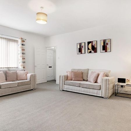 אשינגטון Elegantly 2-Bedroom In Ashington, Sleeps 3 מראה חיצוני תמונה
