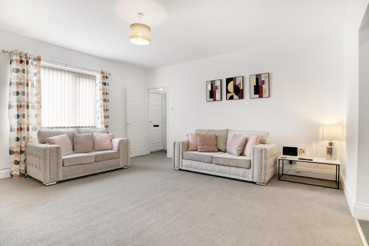 אשינגטון Elegantly 2-Bedroom In Ashington, Sleeps 3 מראה חיצוני תמונה