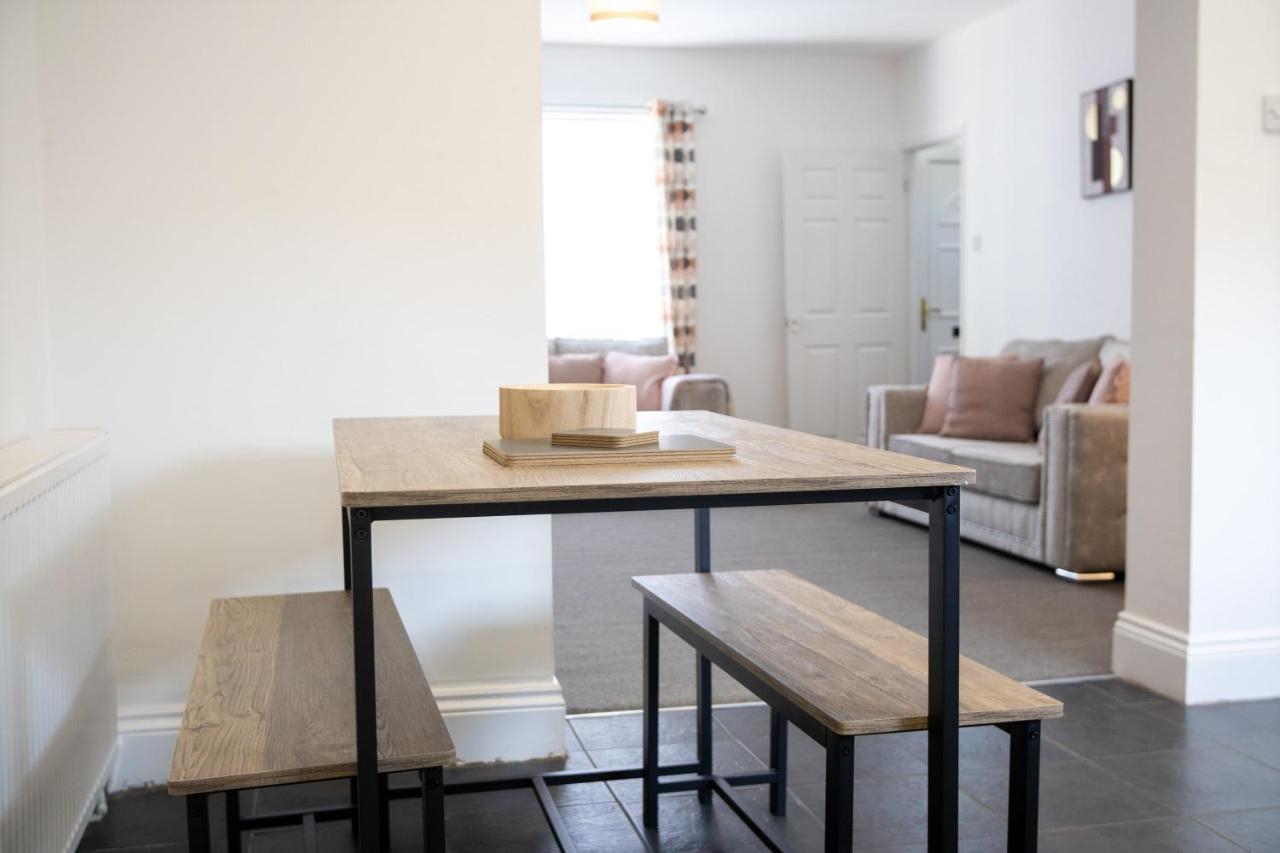 אשינגטון Elegantly 2-Bedroom In Ashington, Sleeps 3 מראה חיצוני תמונה